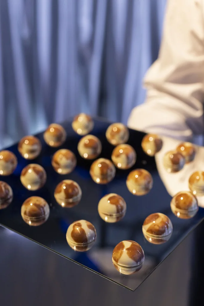 Monchos Catering Evento en Torre Agbar Future OUD 29 ENE 2026 svg+xml;charset=utf