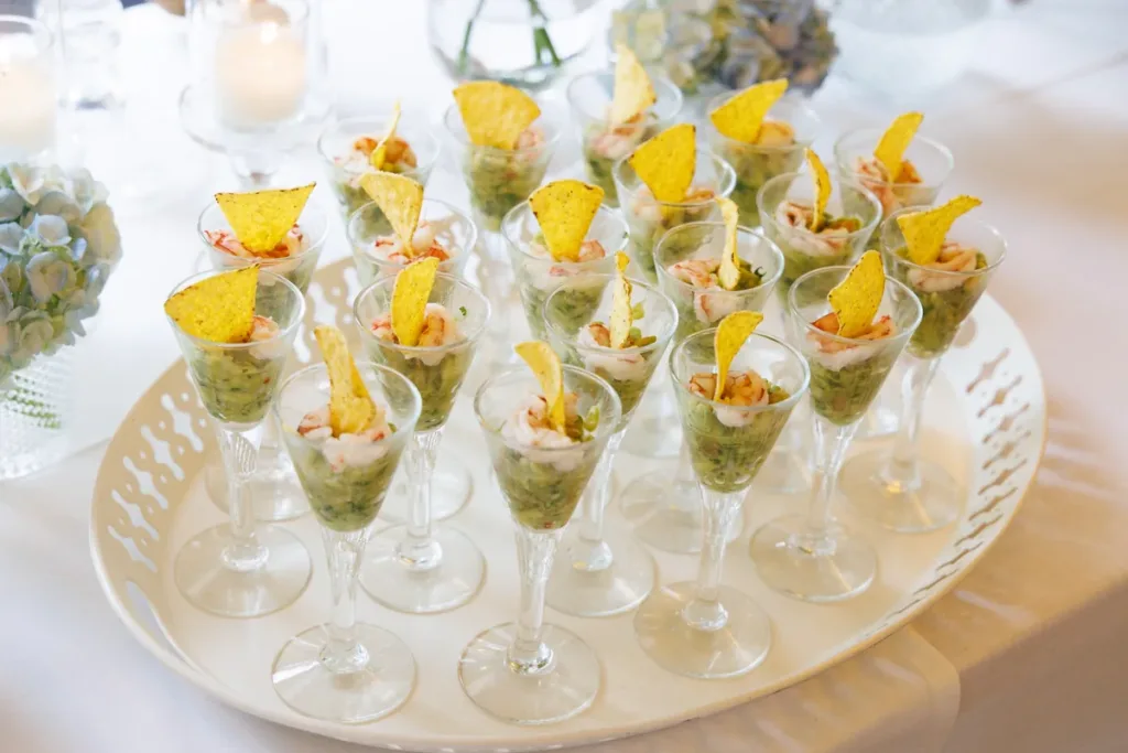 vasitos-gambas-guacamole-catering svg+xml;charset=utf